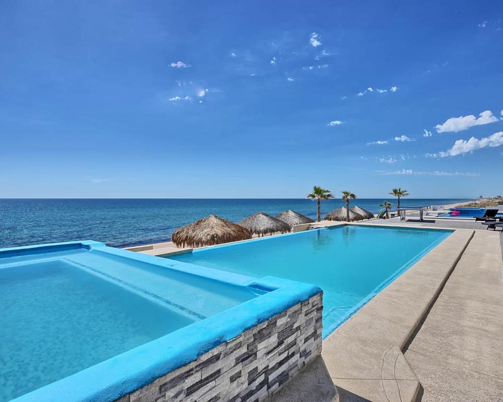 Infinity pool overlooking the sea